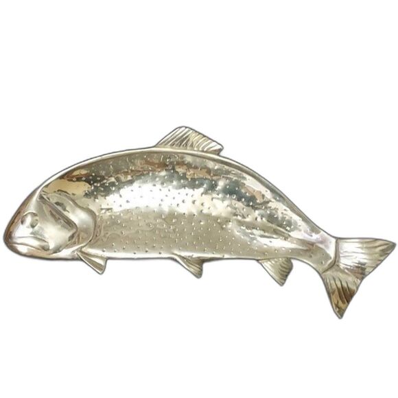 Fish shape metal serving platter vintage Coastal Nautical Decor Di… - Picture 1 of 9